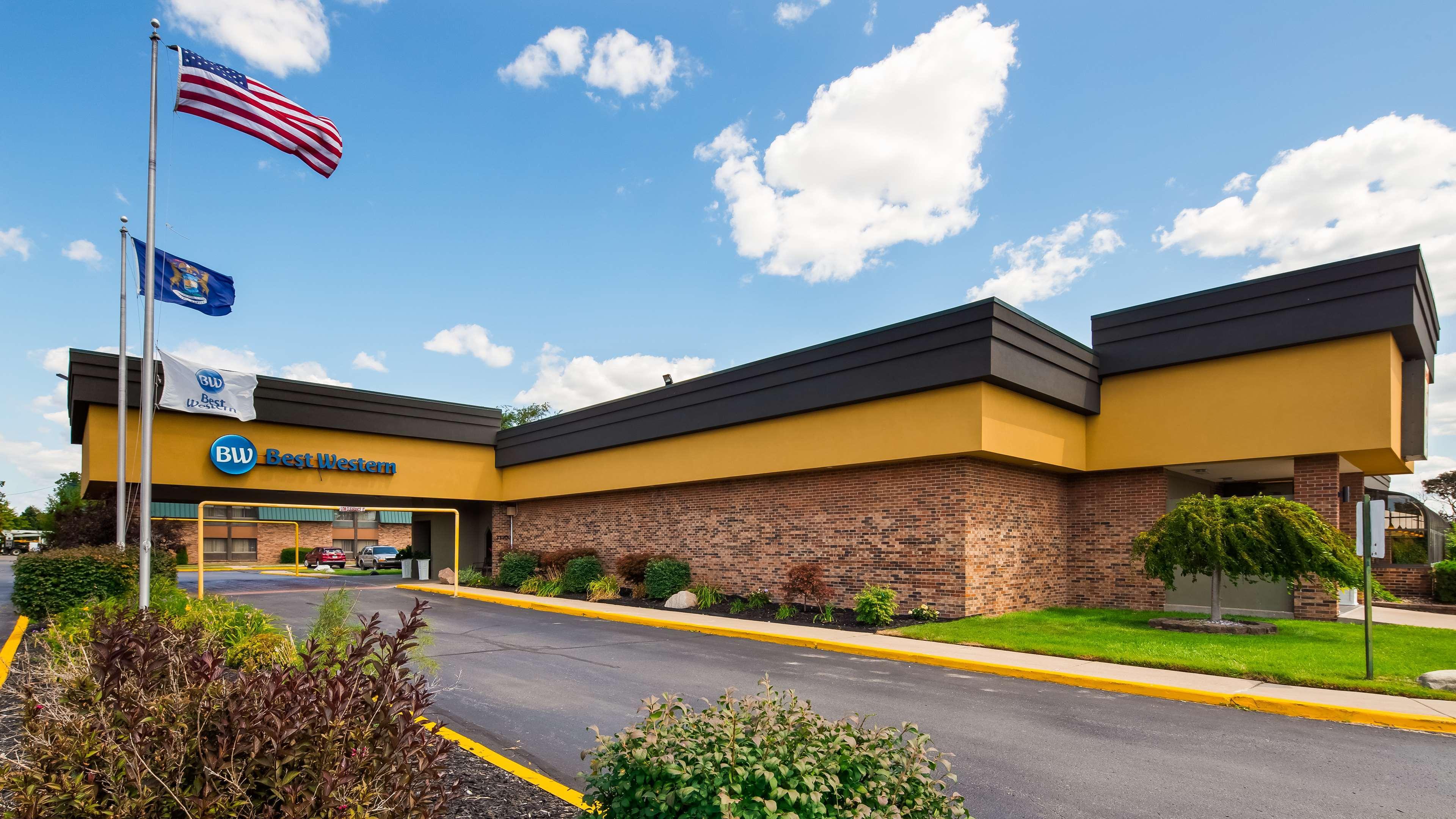 Best Western Woodhaven Inn Exterior photo